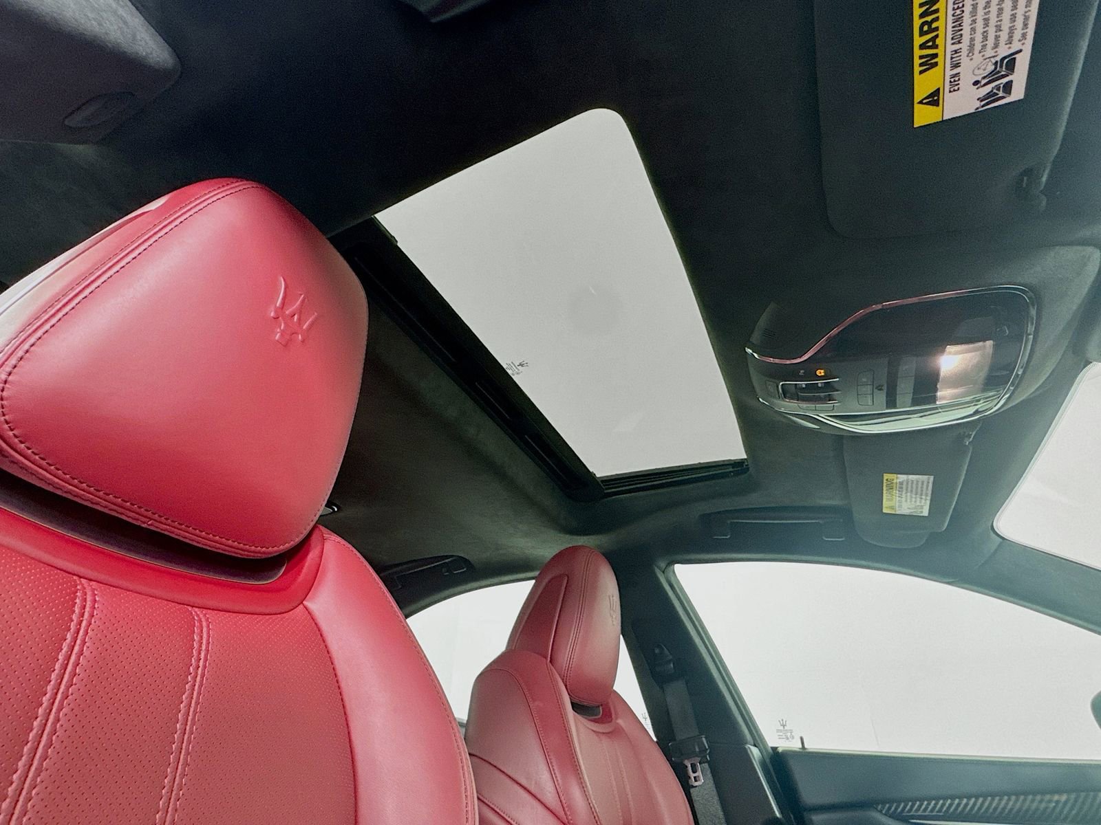 Used 2022 Maserati Ghibli Modena RWD image 19
