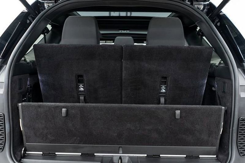 Used 2023 Land Rover Discovery S R-Dynamic image 41