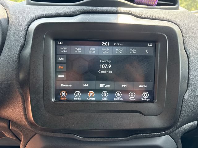 Used 2021 Jeep Renegade Latitude w/ Convenience Group AWD/4WD image 14