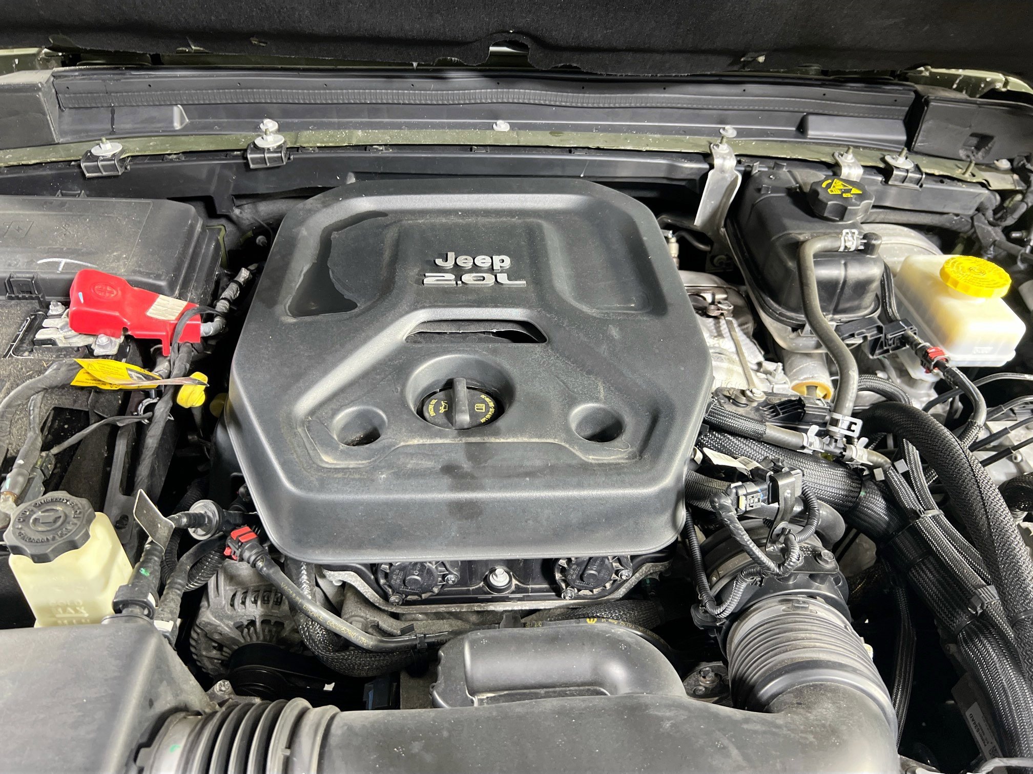 Used 2021 Jeep Wrangler Sport S w/ Sun And Sound Package image 28