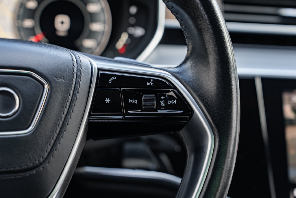 Used 2019 Audi A8 L 3.0T w/ Executive Package AWD/4WD image 14