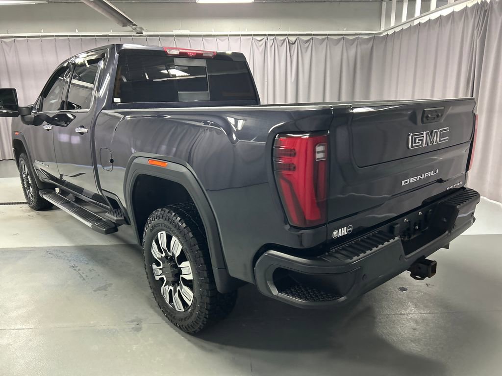 Used 2024 GMC Sierra 3500 Denali w/ Technology Package image 5