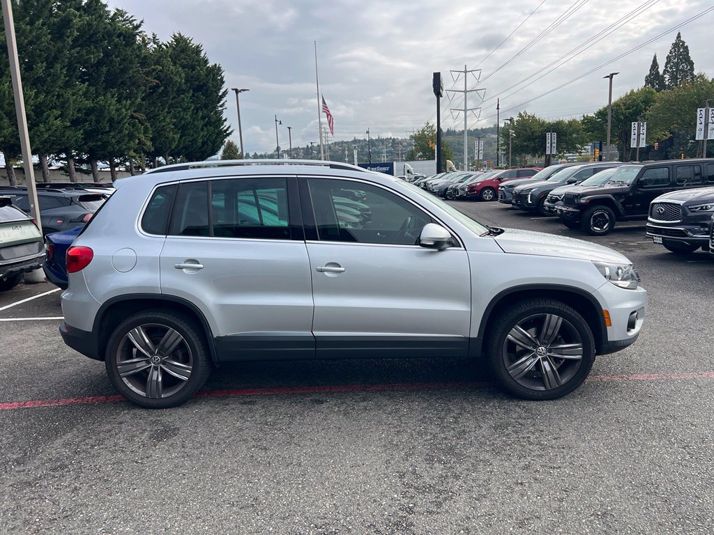 Used 2012 Volkswagen Tiguan S AWD/4WD image 6