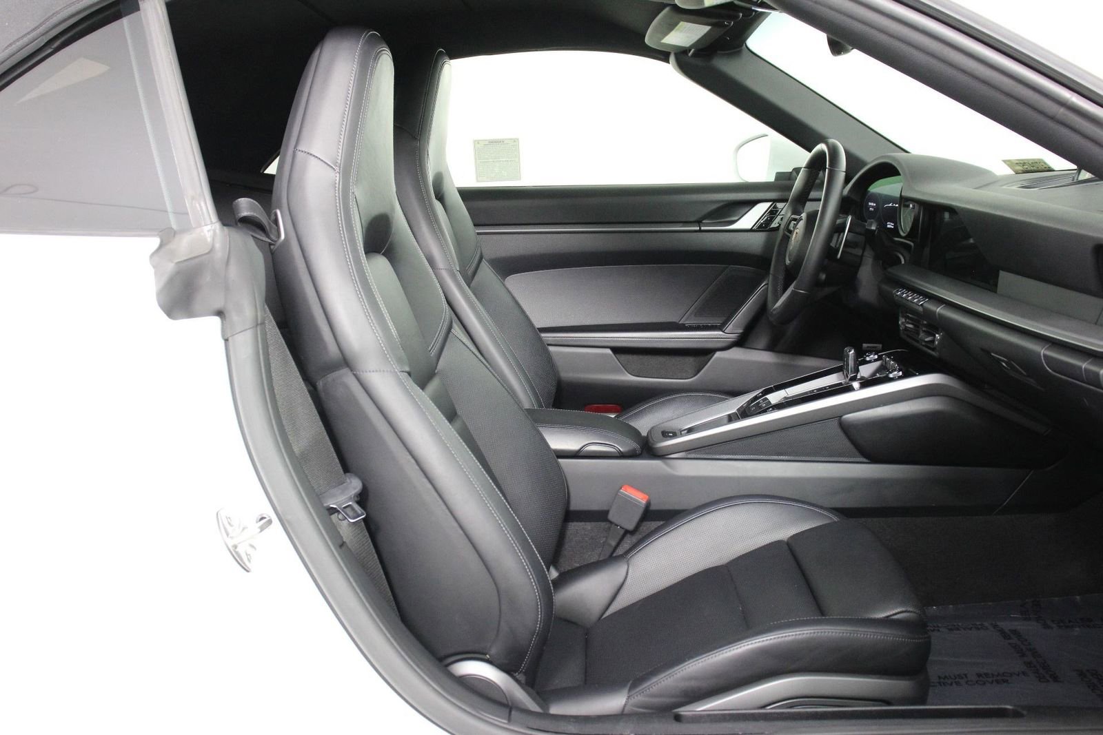 Certified 2020 Porsche 911 Carrera 4S AWD/4WD image 30