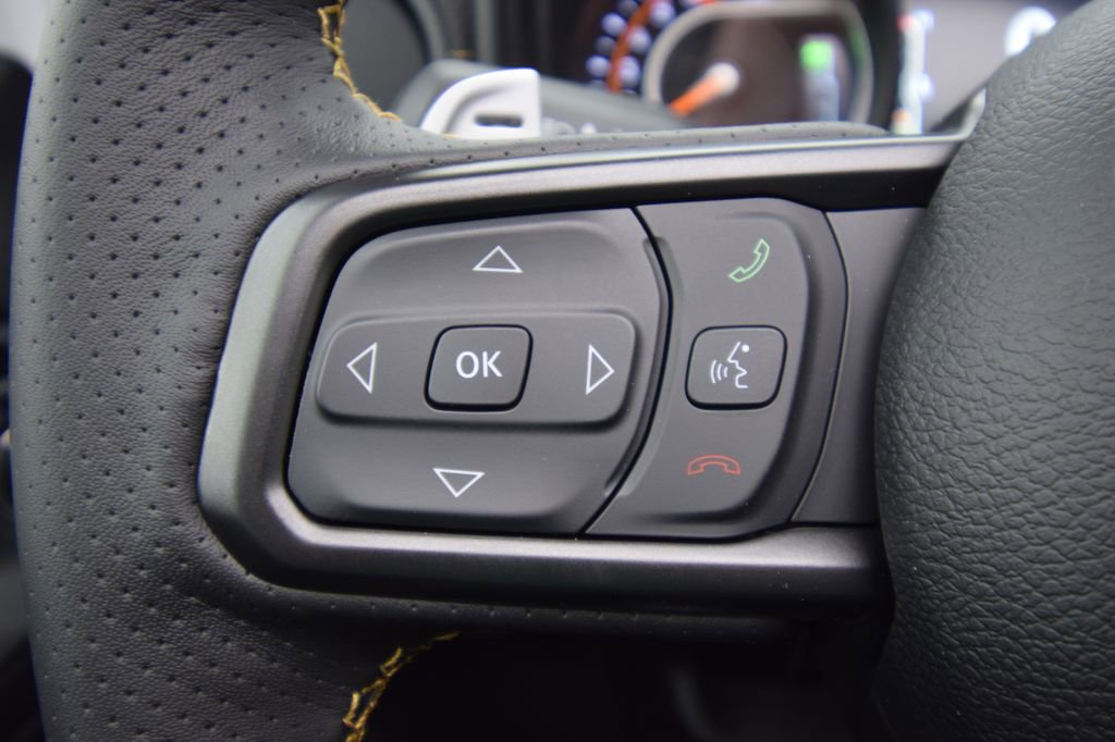 New 2025 Jeep Wrangler Unlimited Rubicon 392 image 31