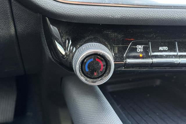 Certified 2024 Chevrolet Equinox EV LT image 28