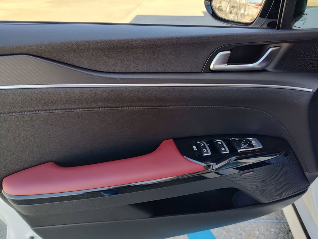 Used 2025 Kia K5 GT-Line w/ GT-Line Premium Package image 19