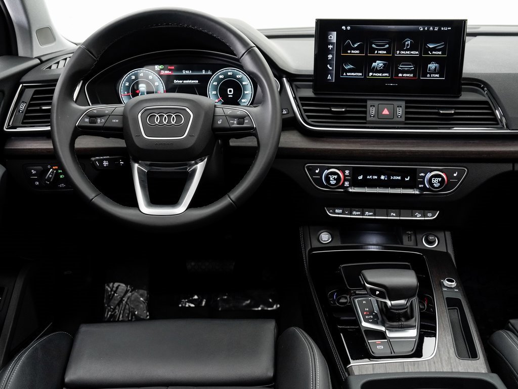 Certified 2025 Audi Q5 2.0T Premium Plus w/ Premium Plus Package image 15