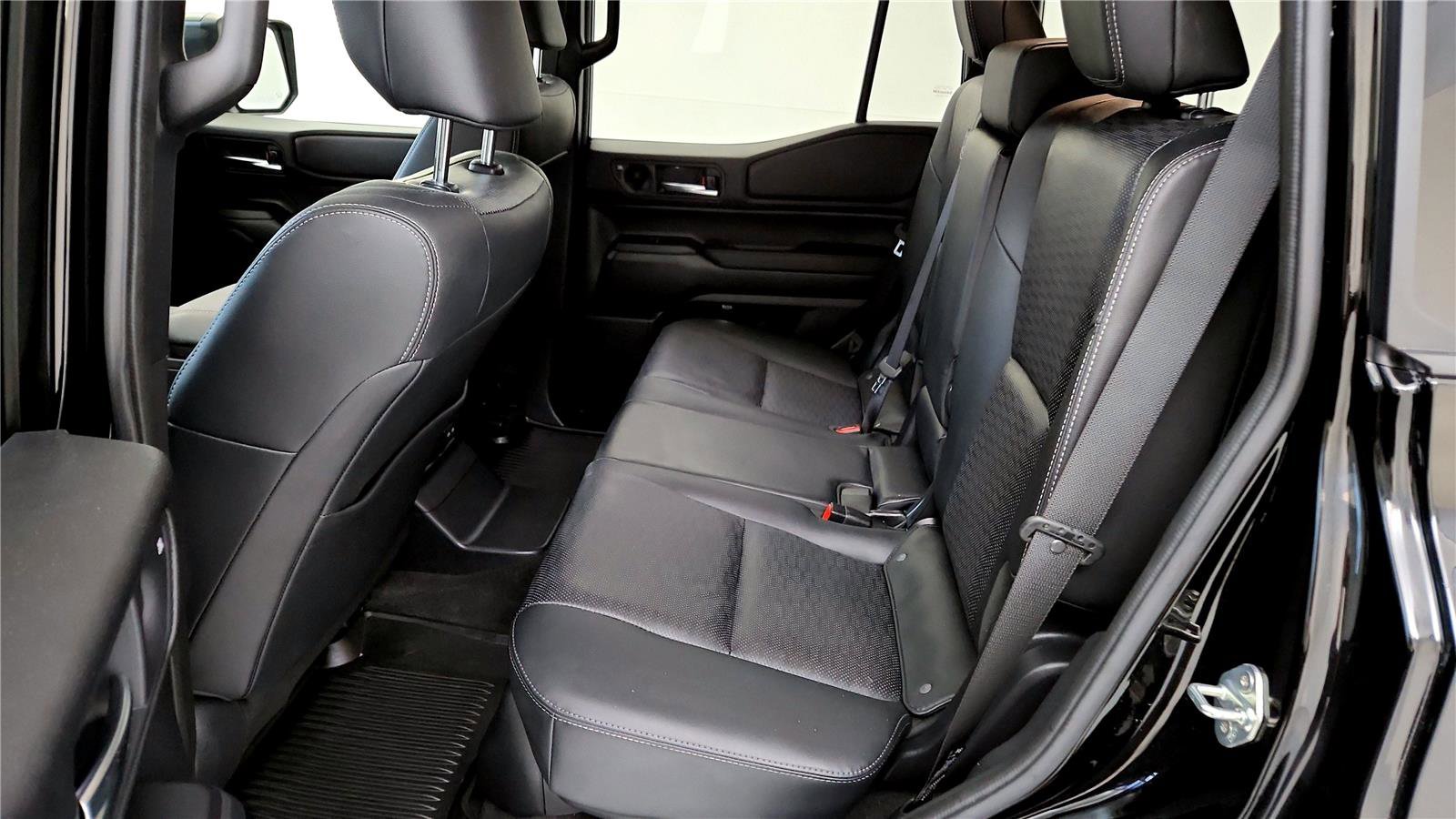 Used 2024 Toyota Land Cruiser image 24