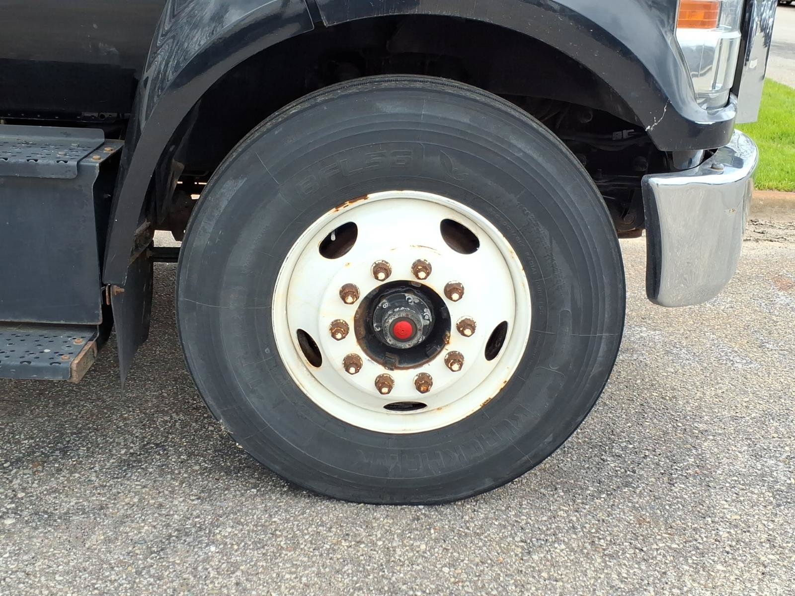 Used 2017 Ford F650 2WD Regular Cab Super Duty image 11