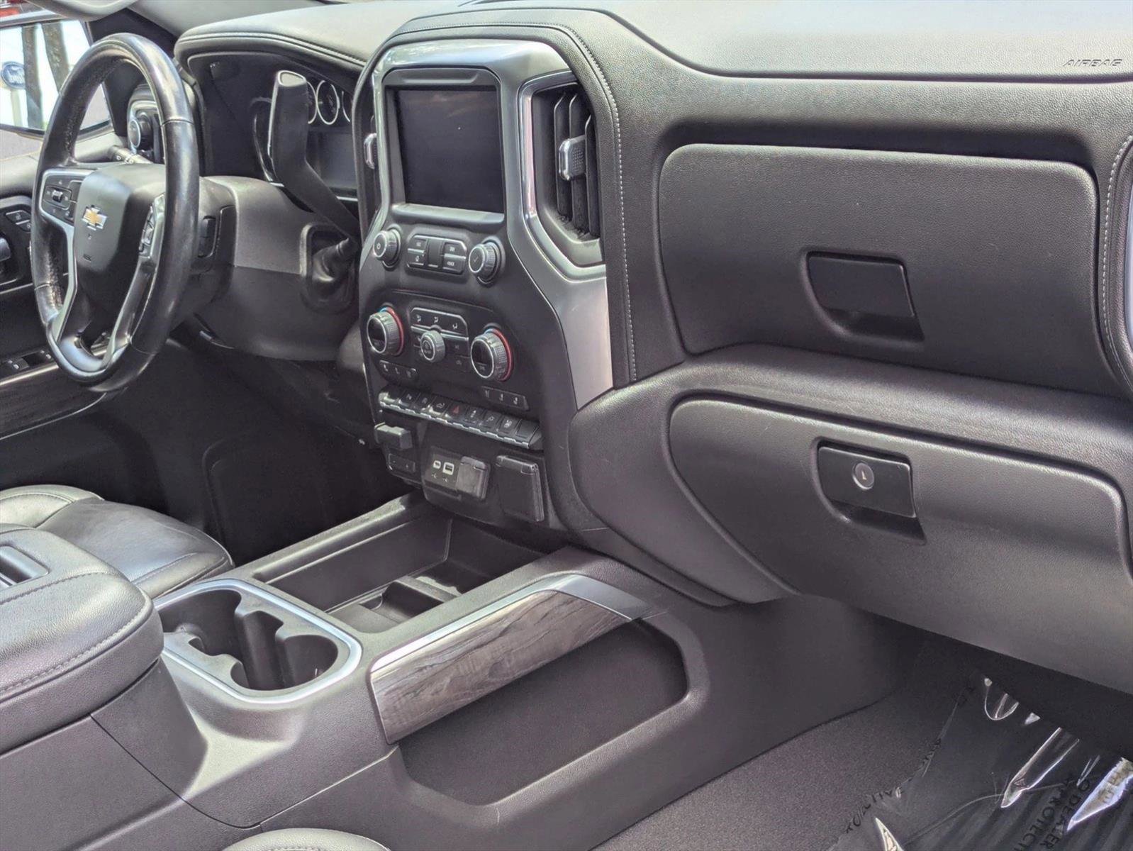 Used 2021 Chevrolet Silverado 1500 LTZ AWD/4WD image 19