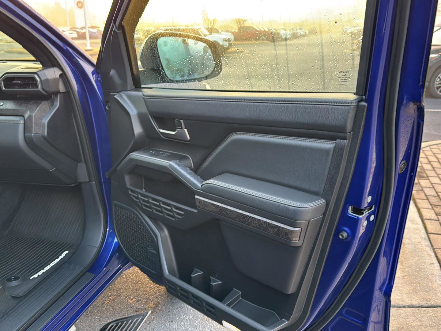 Used 2024 Toyota Tacoma Limited image 12