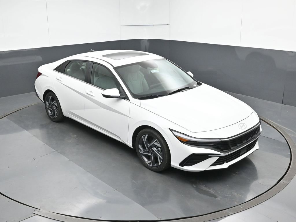 New 2026 Hyundai Elantra Limited FWD image 23