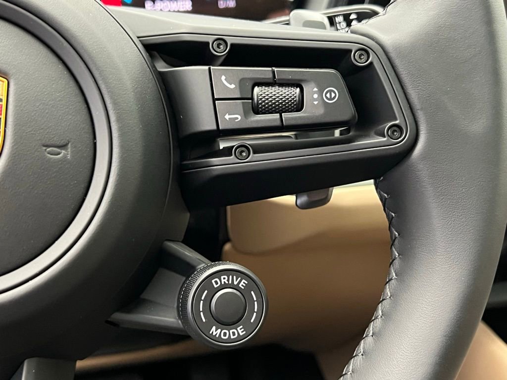 New 2026 Porsche Cayenne E-Hybrid image 9