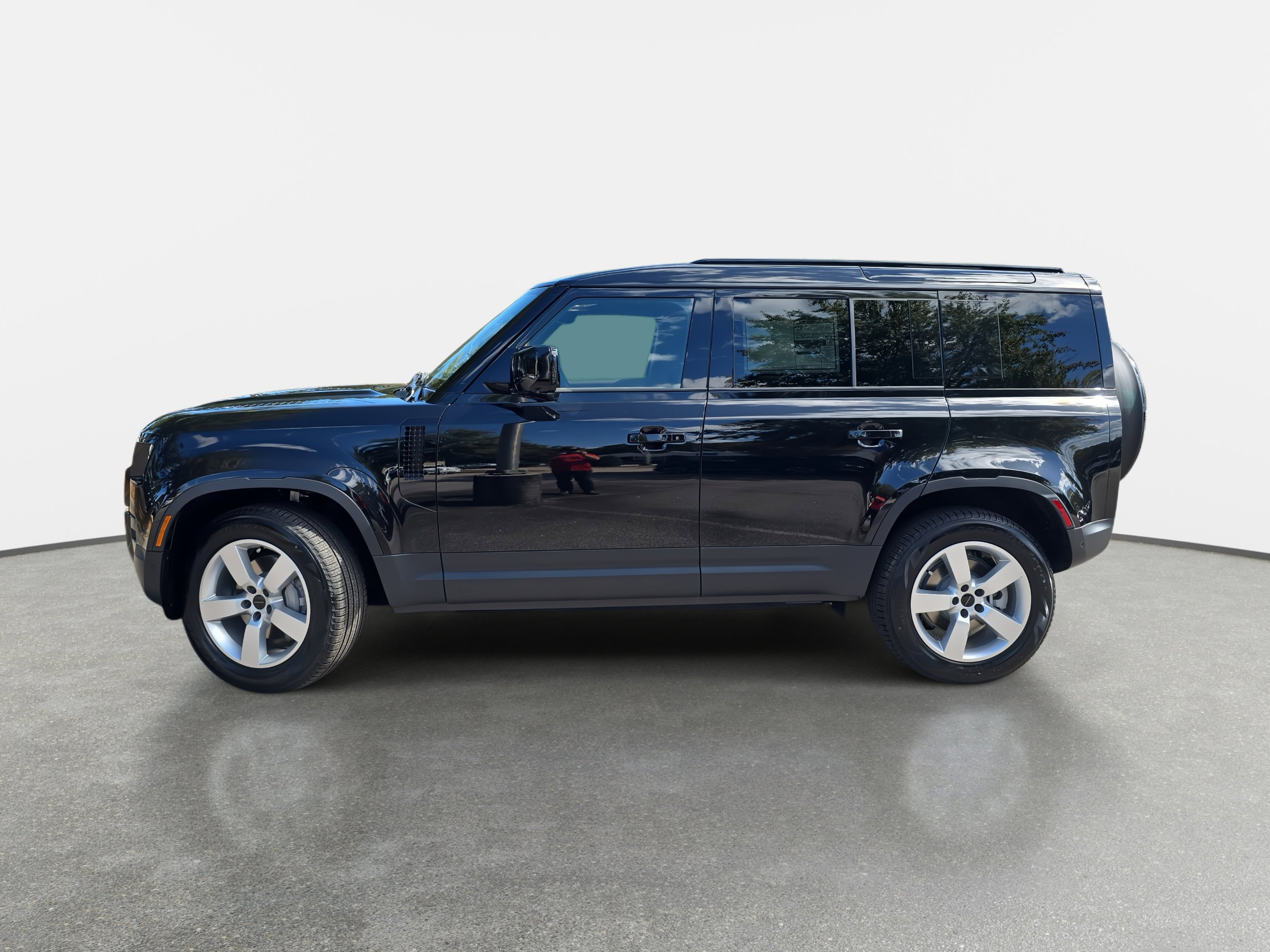 New 2026 Land Rover Defender 110 S image 8