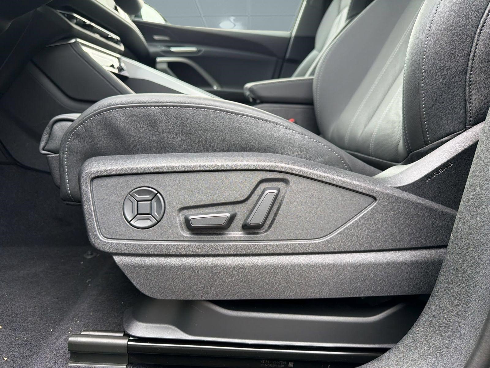 New 2026 Audi Q5 Premium AWD/4WD image 14
