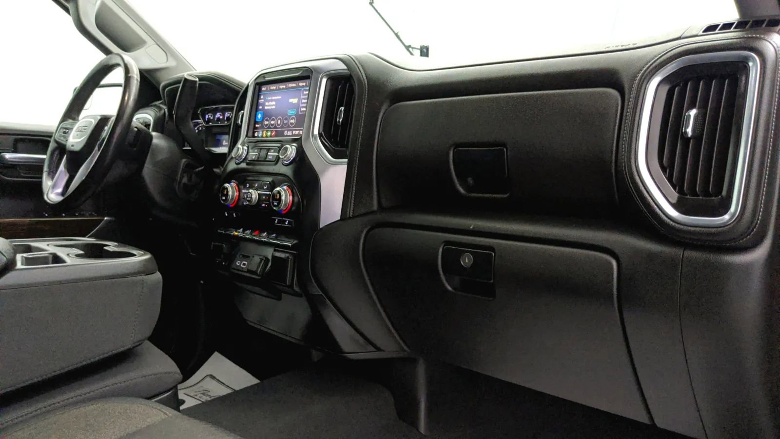 Used 2020 GMC Sierra 1500 SLE w/ SLE Convenience Package image 28