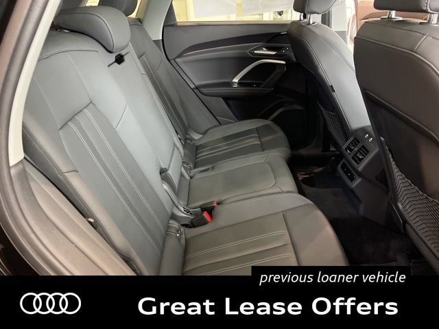 Used 2025 Audi Q5 Premium w/ Convenience Package AWD/4WD image 19