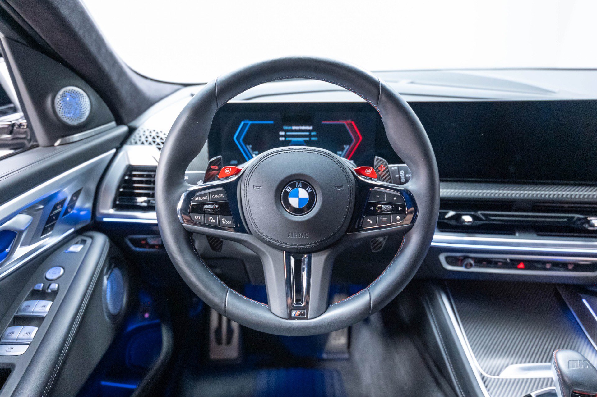 Used 2023 BMW XM AWD/4WD image 29