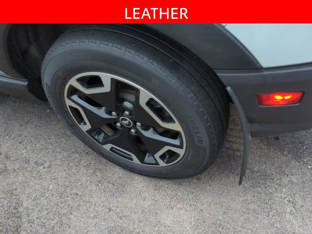 Used 2023 Ford Bronco Sport Outer Banks w/ Tech Package image 5