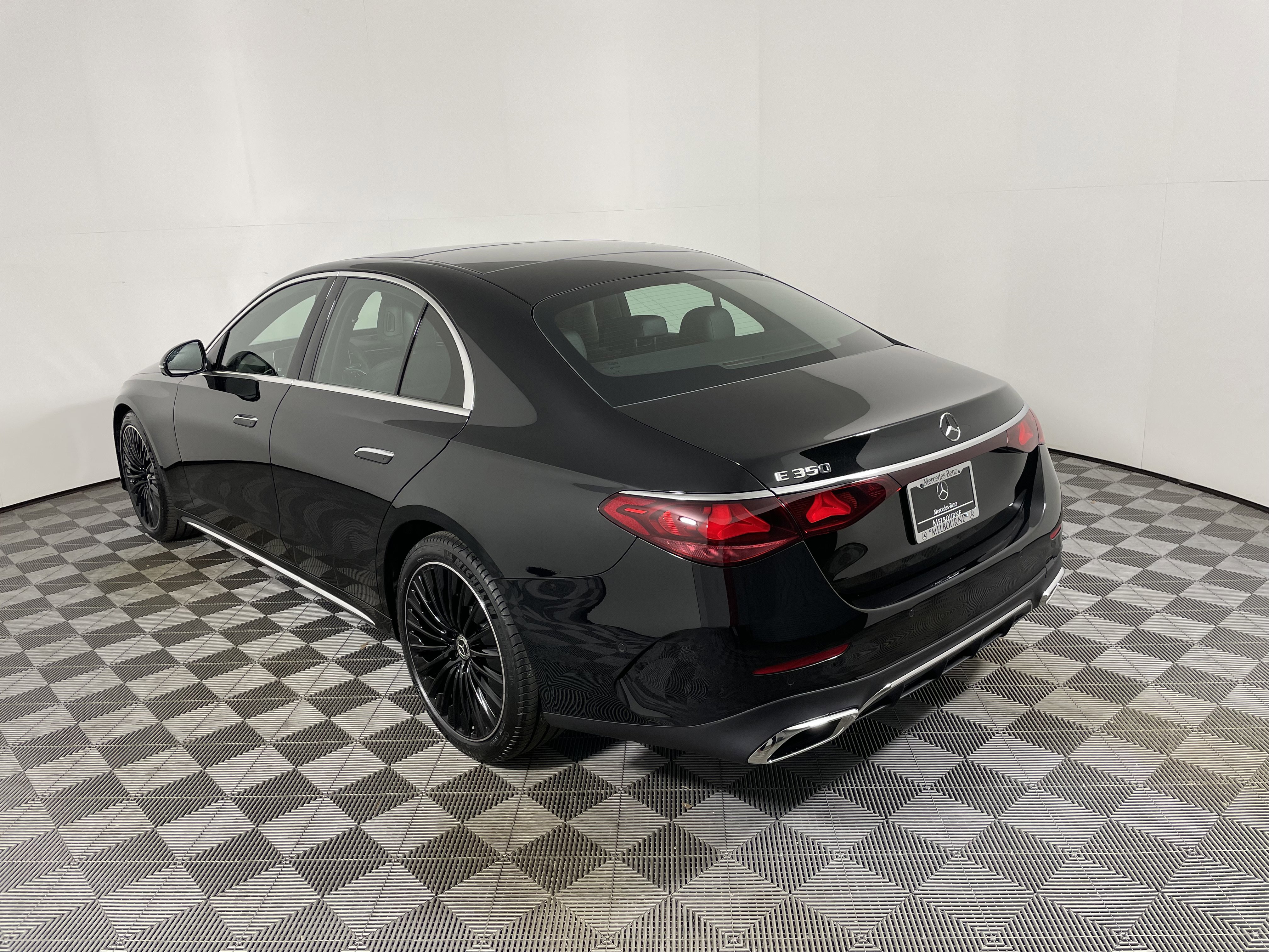 New 2026 Mercedes-Benz E 350 Sedan image 3