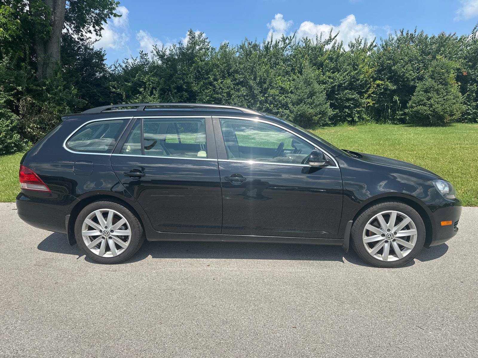 Used 2014 Volkswagen Jetta TDI FWD image 15