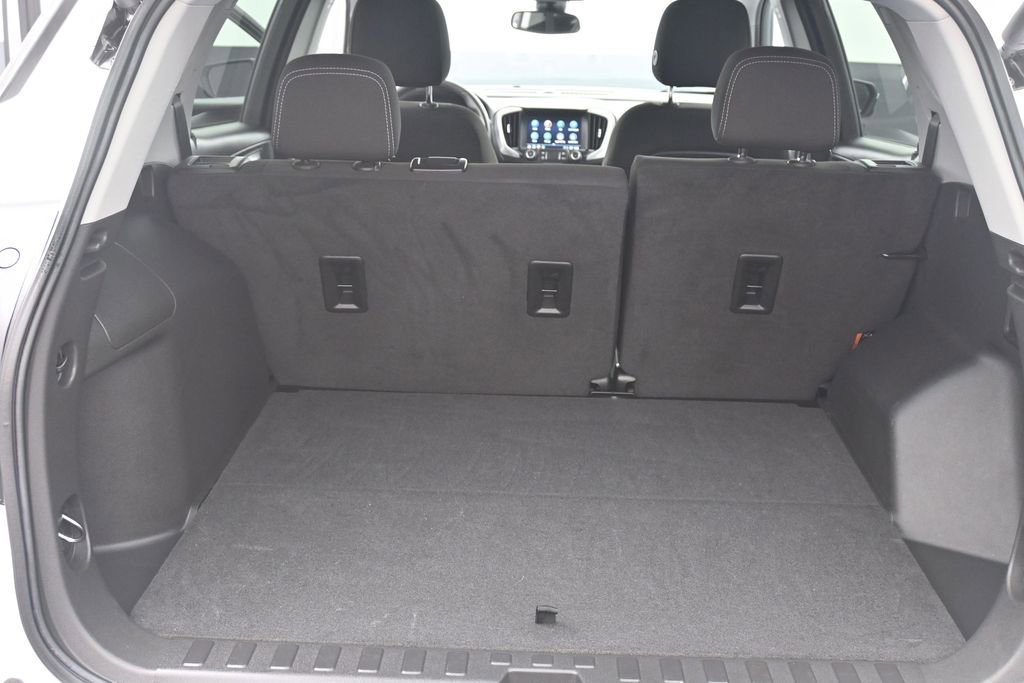 Used 2023 GMC Terrain SLE w/ Driver Convenience Package AWD/4WD image 15