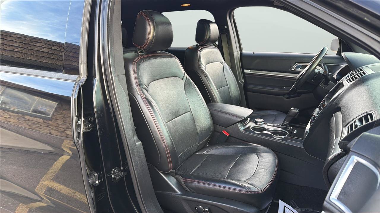 Used 2017 Ford Explorer Sport w/ Equipment Group 401A AWD/4WD image 14
