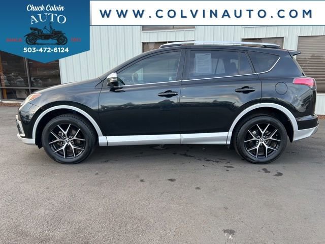 Used 2016 Toyota RAV4 SE image 10