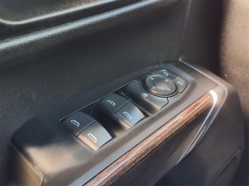 Used 2021 GMC Sierra 1500 Elevation image 37