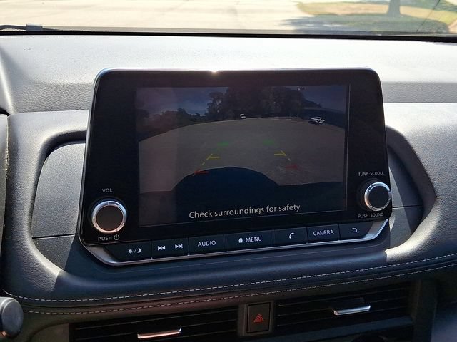 Used 2025 Nissan Rogue SV FWD image 20