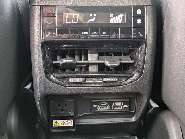 Used 2023 Jeep Grand Cherokee L Limited image 15