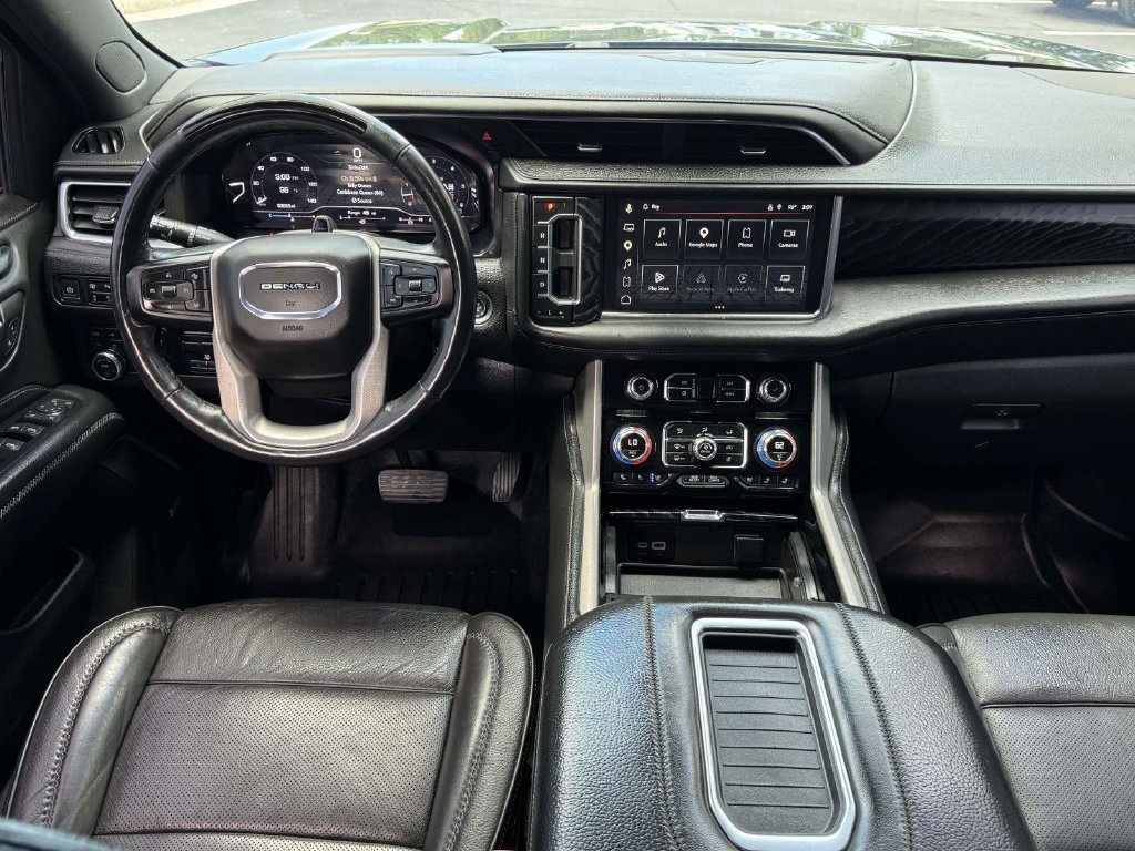 Used 2023 GMC Yukon XL Denali w/ Max Trailering Package AWD/4WD image 3