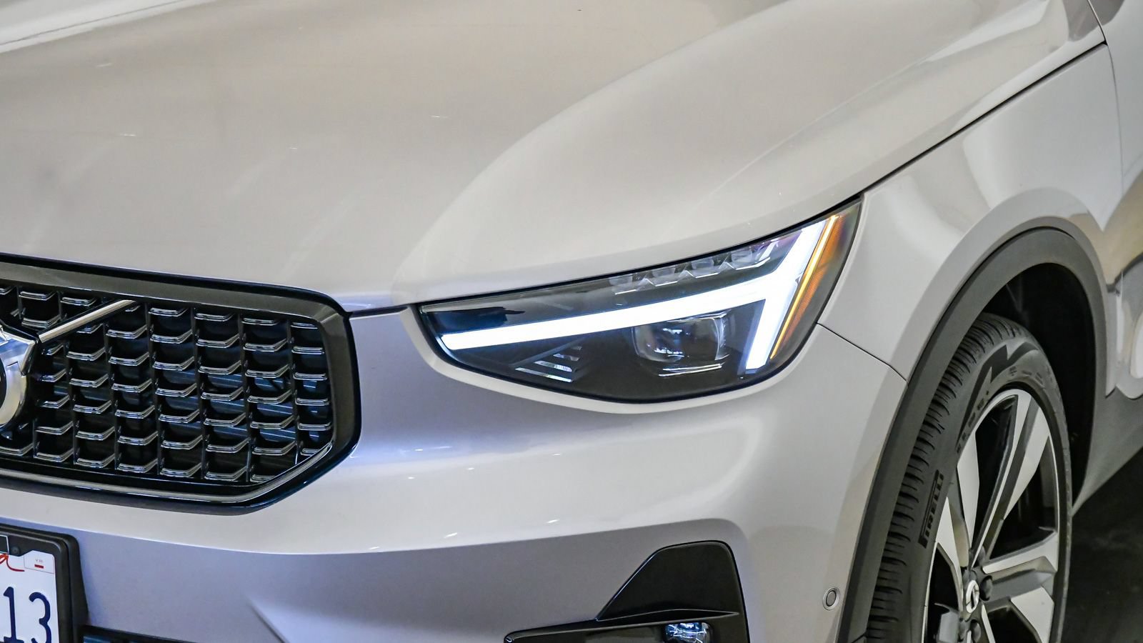 Certified 2026 Volvo XC40 B5 Ultra w/ Protection Package Premier AWD/4WD image 9