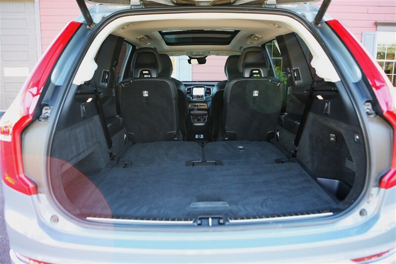 Used 2023 Volvo XC90 B6 Plus AWD/4WD image 16