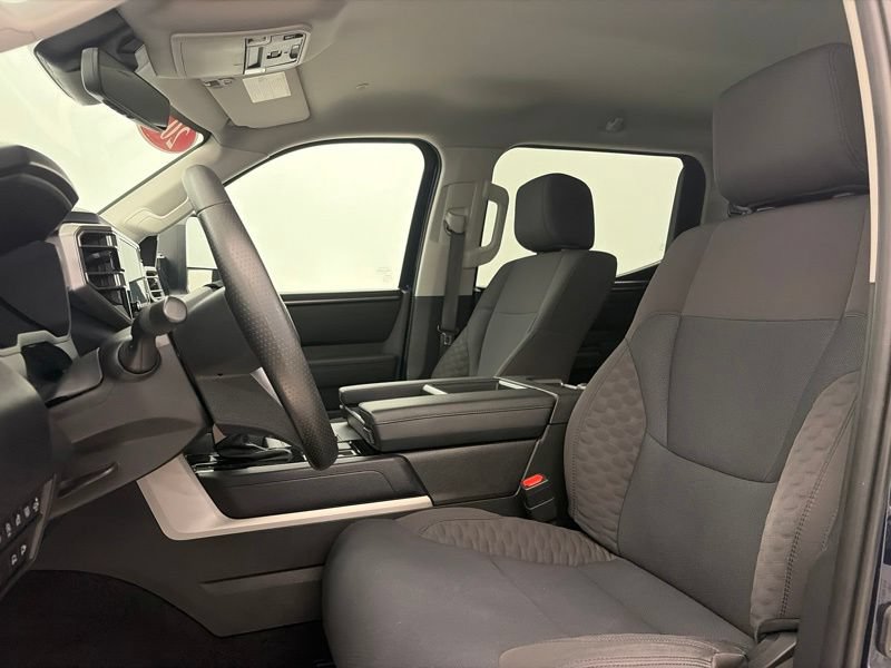 Used 2022 Toyota Tundra SR5 w/ SR5 Convenience Package AWD/4WD image 18
