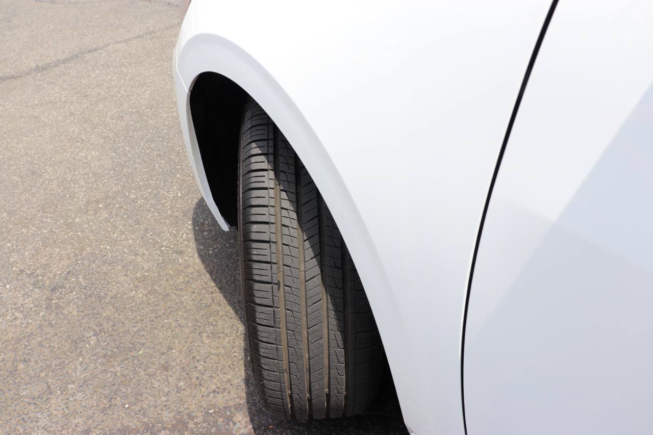 Used 2024 Nissan Sentra SV FWD image 48