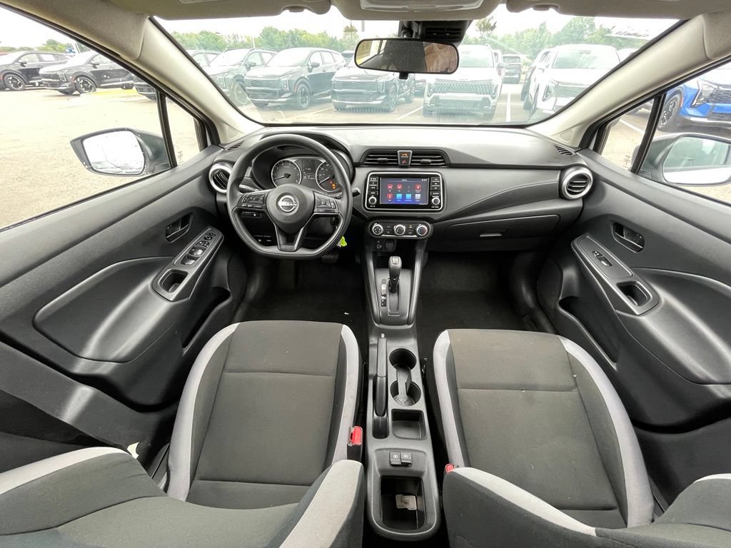 Used 2025 Nissan Versa S w/ Trunk Package FWD image 18