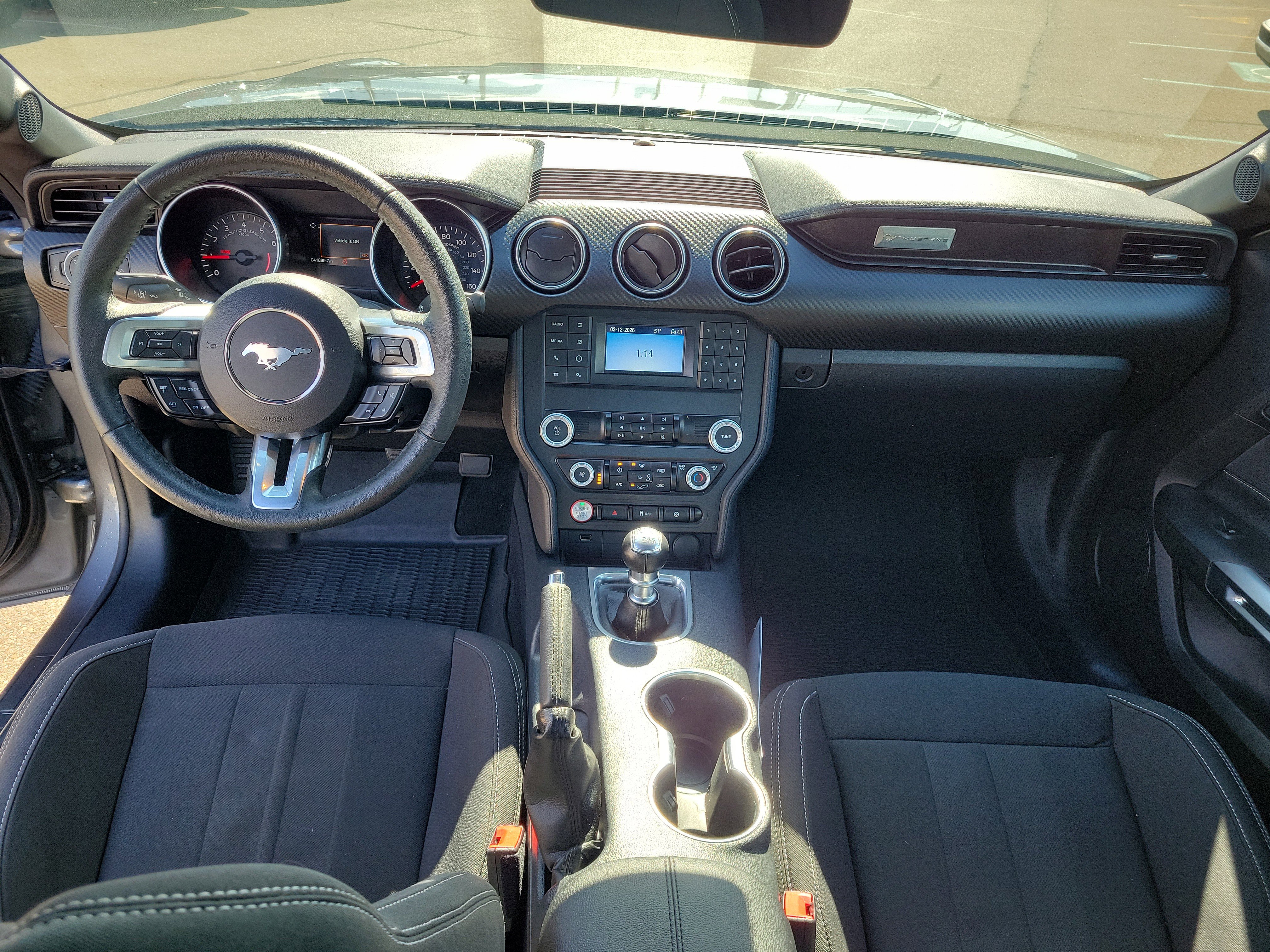 Used 2022 Ford Mustang EcoBoost image 9