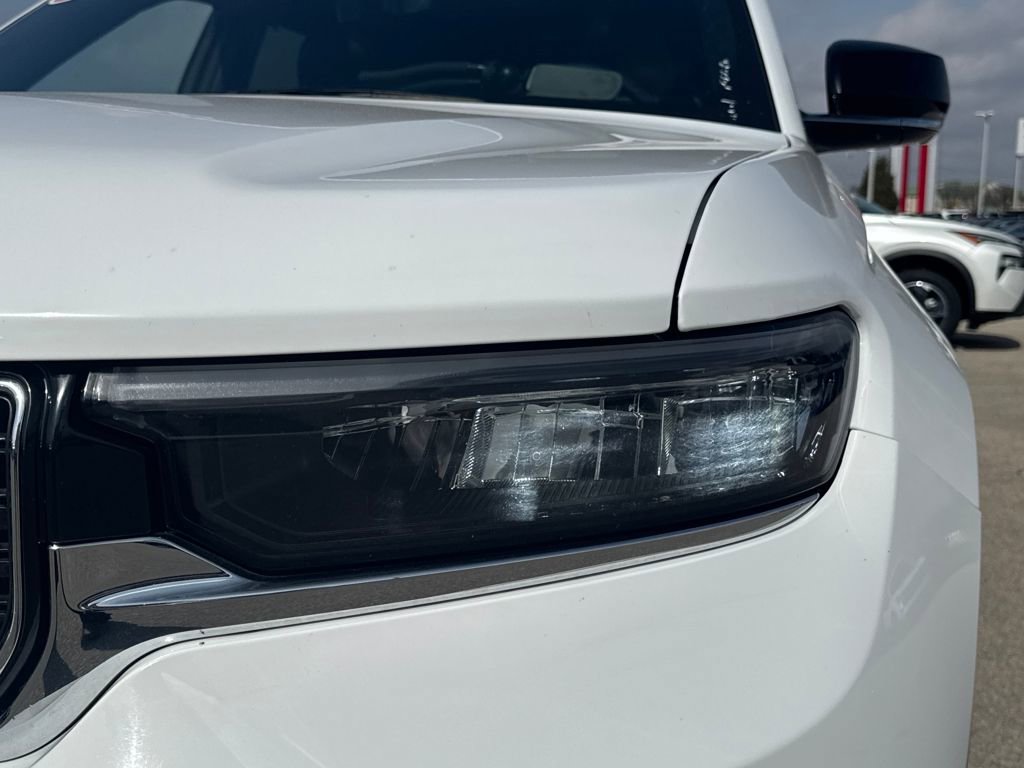 Used 2024 Jeep Grand Cherokee L Limited w/ Luxury Tech Group II image 12