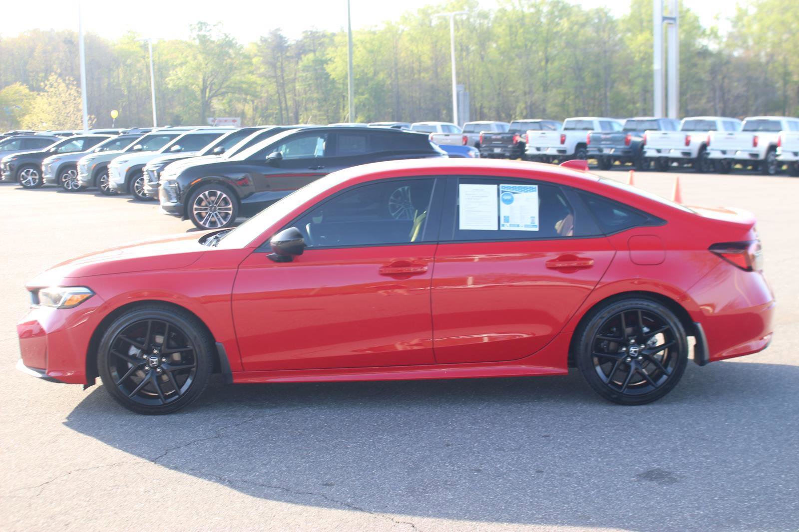 Used 2025 Honda Civic Sport image 4