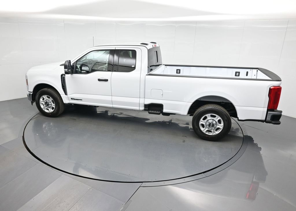 New 2026 Ford F350 XLT image 36