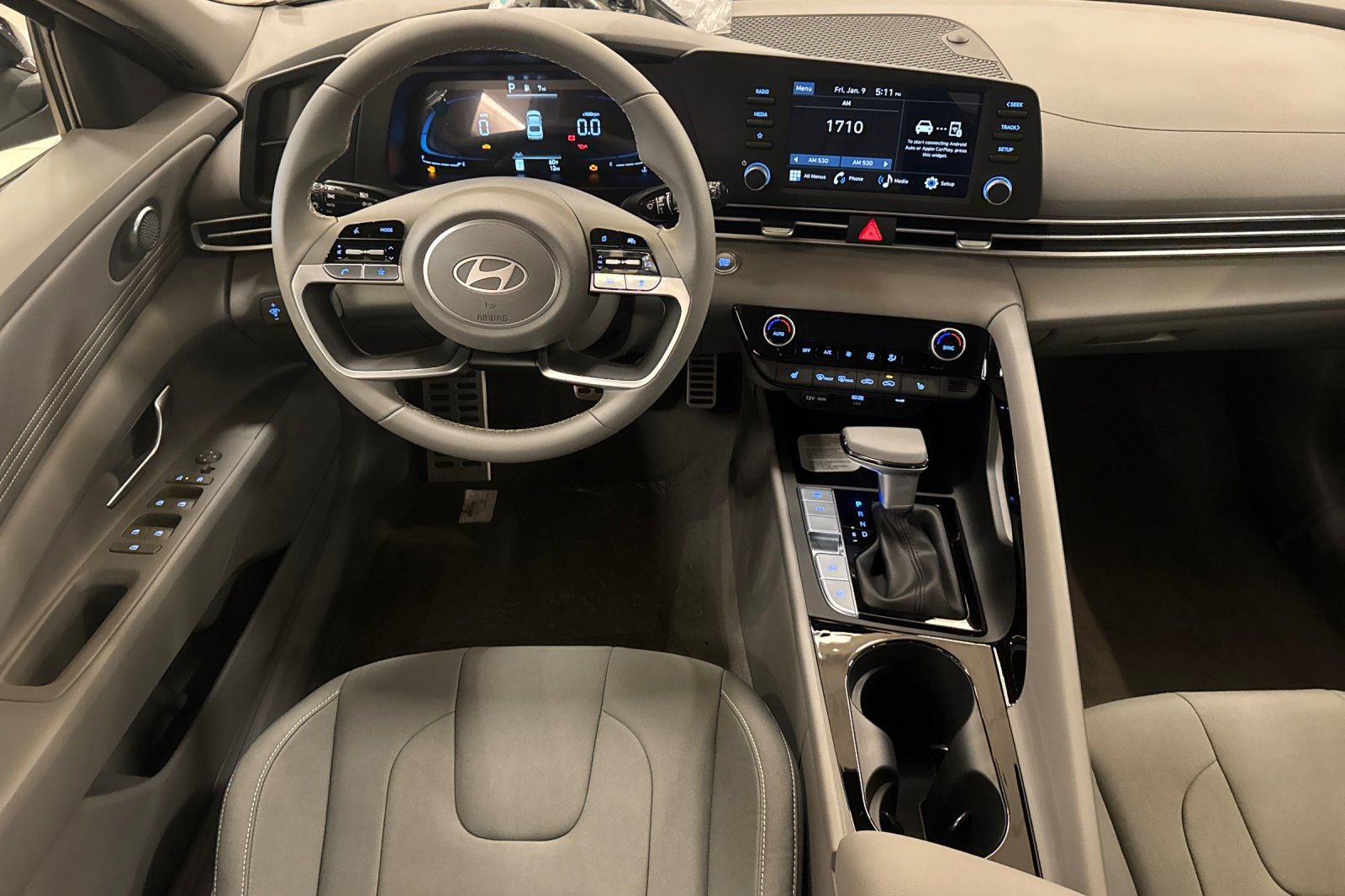 New 2026 Hyundai Elantra SEL Sport Premium FWD image 14