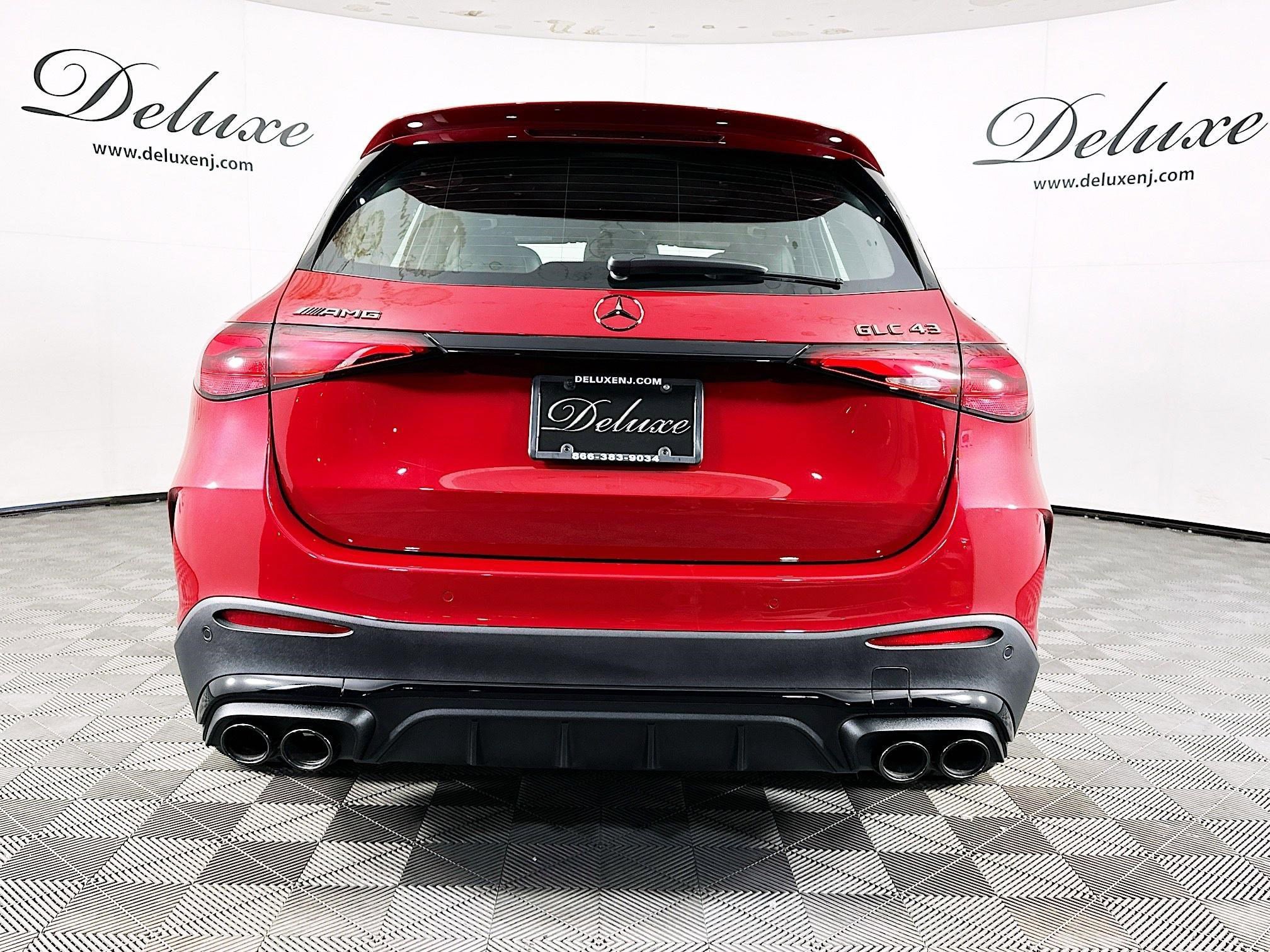 Used 2025 Mercedes-Benz GLC 43 AMG 4MATIC w/ Driver Assistance Package image 5