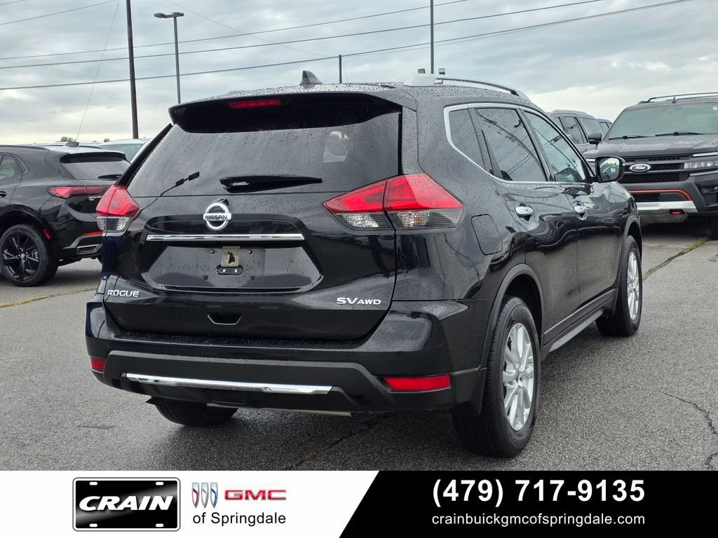 Used 2017 Nissan Rogue SV AWD/4WD image 7
