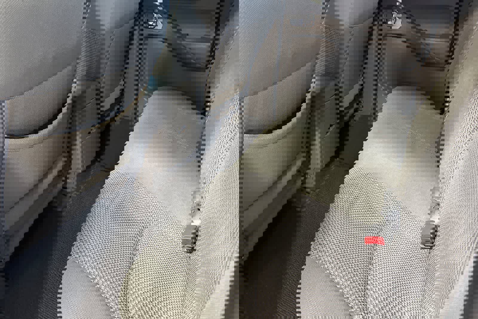 Used 2019 Nissan Frontier SV image 5