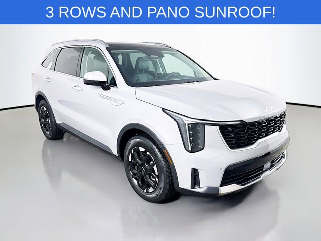 Used 2025 Kia Sorento S w/ Panoramic Sunroof Package image 3