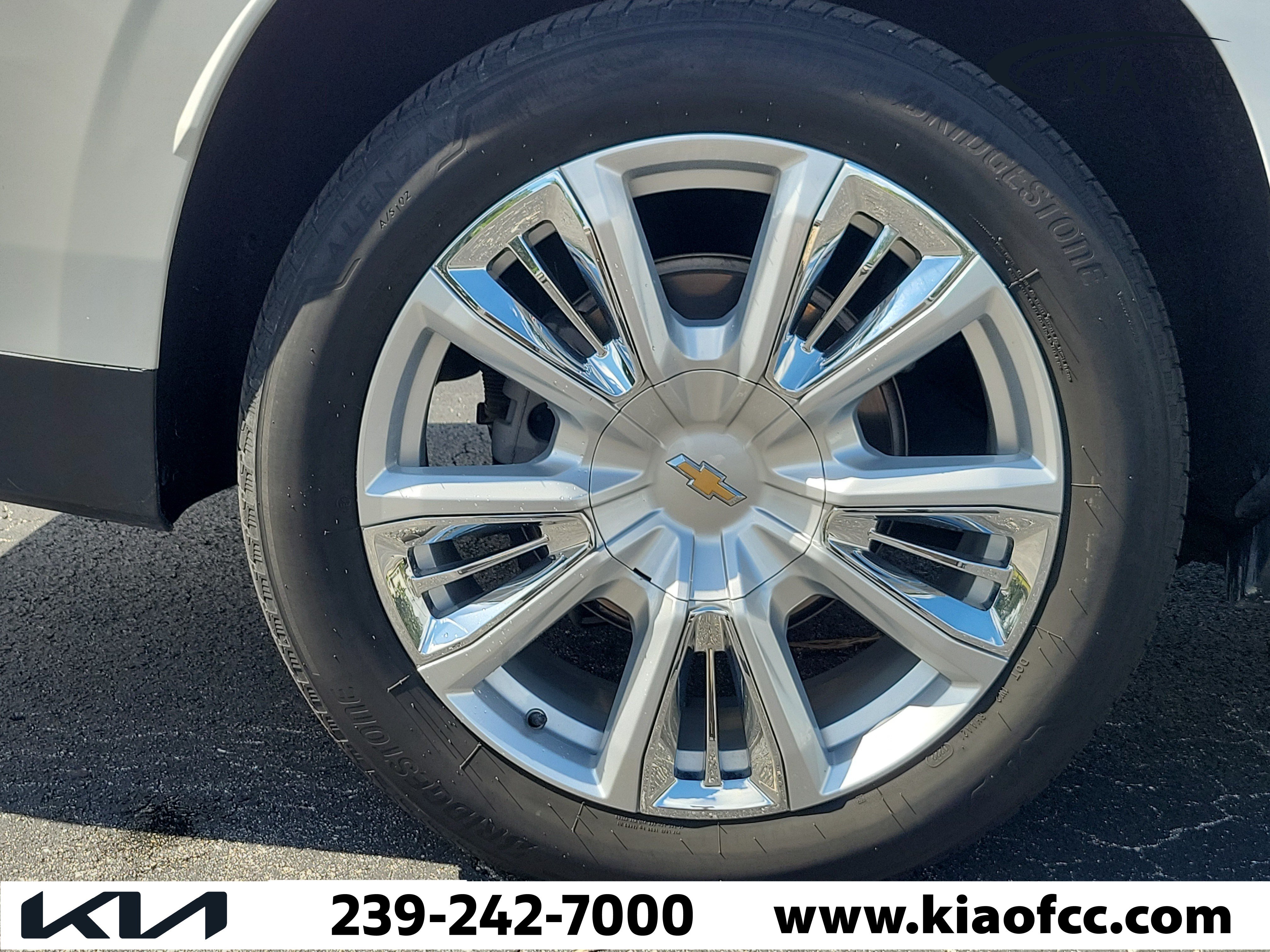 Used 2022 Chevrolet Suburban High Country RWD image 10