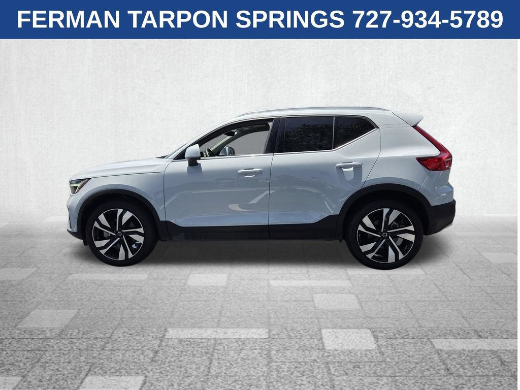 Certified 2024 Volvo XC40 B5 Plus w/ Protection Package Premier AWD/4WD image 5