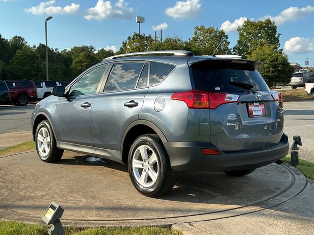 Used 2014 Toyota RAV4 XLE FWD image 5